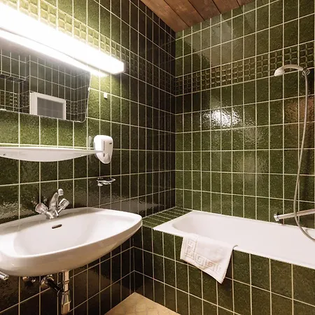 Hotel Garni Gemse Zams